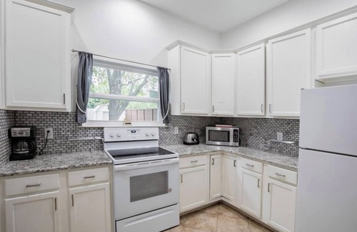 Dallas County House | ⚽️ Dallas House on One Acre Fenced & Gated Property - Hot Tub! Pet and Events OK!
