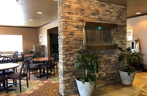 Bernalillo Hotel | Days Inn by Wyndham Bernalillo