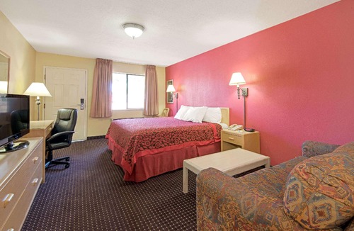 Princess Jeanne Hotel | Days Inn by Wyndham East Albuquerque