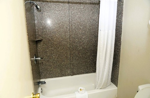 Princess Jeanne Hotel | Days Inn by Wyndham East Albuquerque