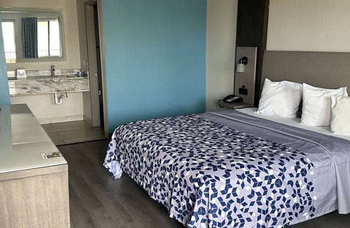 Biggs Field Hotel | Days Inn by Wyndham El Paso I-10 East