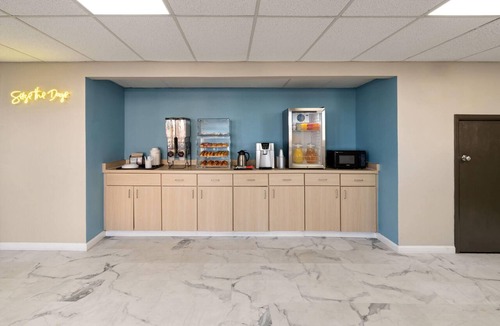 Farmington Hotel | Days Inn by Wyndham Farmington NM
