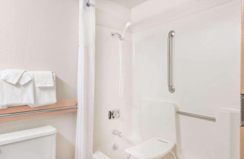 Kirksville Hotel | Days Inn by Wyndham Kirksville