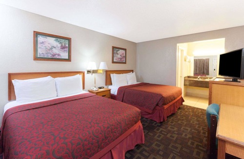 Central Oklahoma City Hotel | Days Inn by Wyndham Oklahoma City Fairground