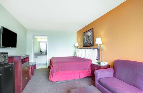 Okemah Hotel | Days Inn by Wyndham Okemah