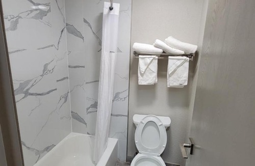 Ruidoso Downs Hotel | Days Inn by Wyndham Ruidoso Downs