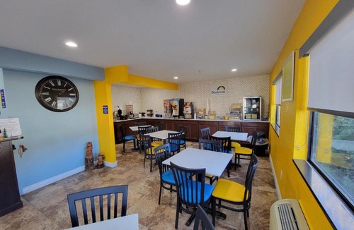 Ruidoso Downs Hotel | Days Inn by Wyndham Ruidoso Downs