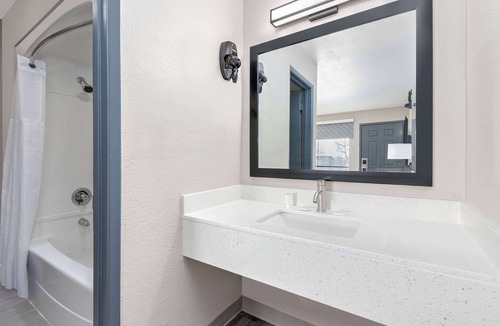 Wichita Falls Hotel | Days Inn by Wyndham Wichita Falls