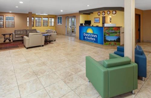 Airway Heights Hotel | Days Inn & Suites by Wyndham Spokane Airport Airway Heights