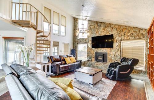 Paradise Hills Civic House | Deck, Putting Green & Views: Albuquerque Oasis