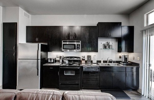 Deep Ellum Apartment | Deep Ellum - Studio Apartment - W/D - WiFi