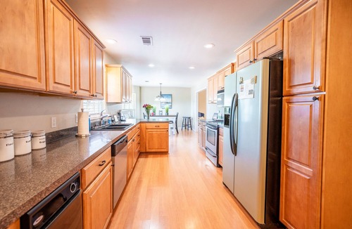 Bismarck House | DeGray Getaway - At the door steps to DeGray Lake Resort State Park