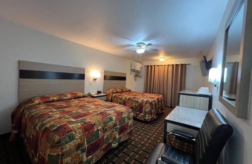 Nebraska City Hotel | Deluxe Inn Capital O Nebraska City I 29
