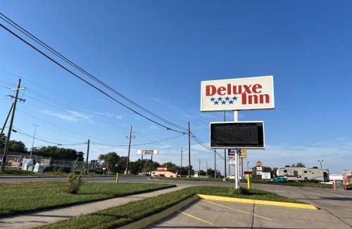Nebraska City Hotel | Deluxe Inn Capital O Nebraska City I 29