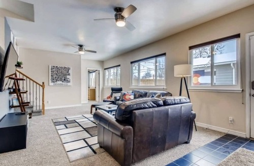 Denver House | Denver Den for 10 - “ Amazing place for groups”