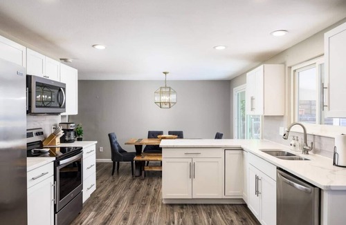 Arvada House | Denver Family Retreat 4BR 3 BA - Large Backyard