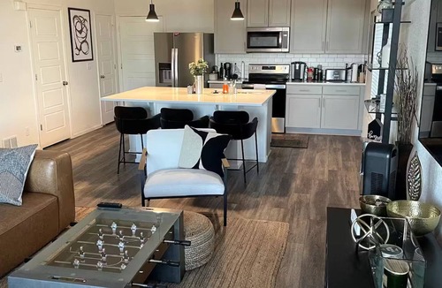 Commerce City House | Denver International Airport on your doorstep.