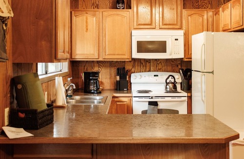 Packwood Cabin | Deputy Ranger Family Cabin | 4 Bed, 2 Bath