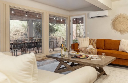 Palm Canyon Villa | Desert Lagoon by AvantStay | Luxury Phoenix Home w/ Entertainer’s Backyard