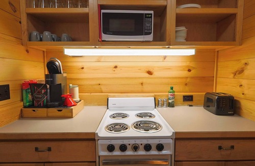 Mazama Cabin | Doe Meadow Cabin