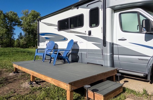Dolores House | Dolores River Valley Luxury RV, Scenic Serenity