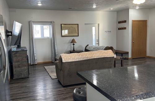 Stanton Apartment | Downtown 2 Bedroom in Stanton