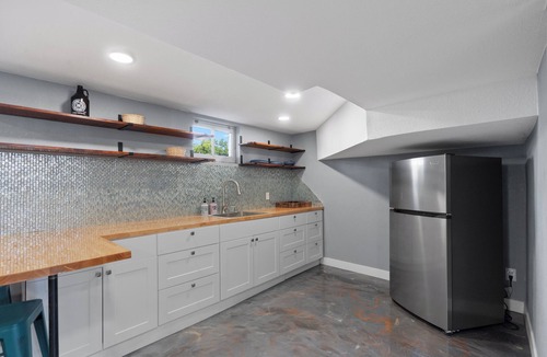 Loveland House | Downtown-Heated Plunge Pool King Bed