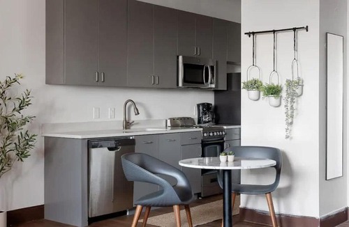 Cedars Apartment | Downtown Loft no 307