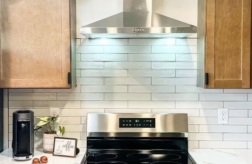Loveland House | Downtown Modern Carriage House