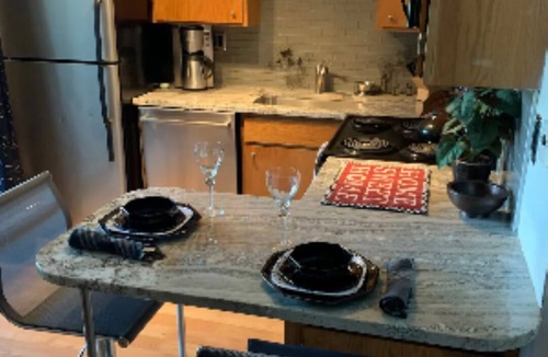 Whittier Condo | Downtown Pearl St. Sweet Retreat!