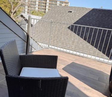 Southtown Apartment | Downtown SATX Riverwalk, Alamo, Alamodome