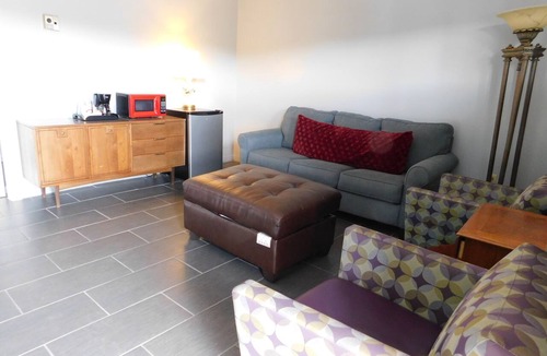 Tyrone Hotel | Drifter Motel