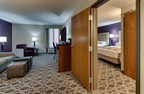 Poplar Bluff Hotel | Drury Inn & Suites Poplar Bluff
