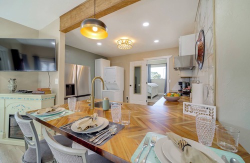 McAlester House | Dtwn McAlester Home Near Wedding Chapel & Casino