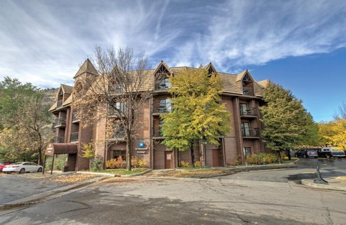 Historic Downtown Durango House | Durango Resort 1BR Apartment