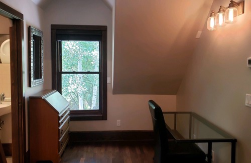 Durango House | Durango River Retreat, Private, Close to town.
