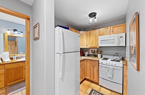 Eagle Apartment | Eagle Mountain View Apartment, 30 mins to Vail