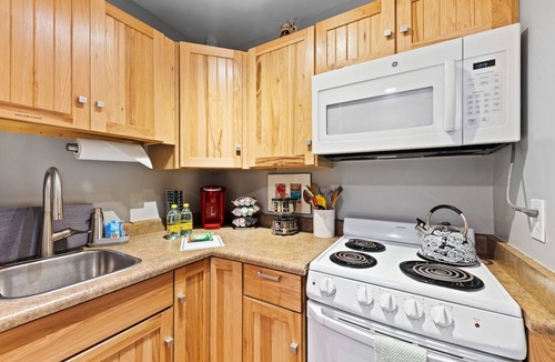 Eagle Apartment | Eagle Mountain View Apartment, 30 mins to Vail
