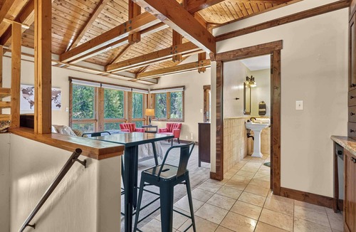 Durango - Purgatory House | Eagle Ridge River Retreat - Hot Tub, Sauna, Yard!
