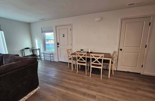 Stanfield House | Earl Street Retreat Unit A