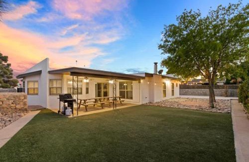 Biggs Field House | Eastside Spanish Castilla