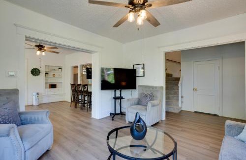 Mid-Beacon Hill House | Easy Access to Dtwn! Seattle Group-Friendly Home