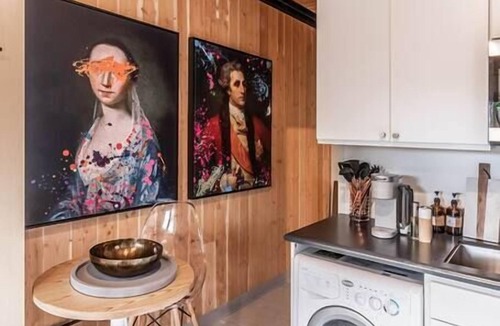 South Perry District Apartment | Eco-friendly Private Studio with free wifi