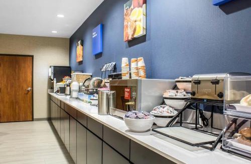 Ankeny Cabin | Econo Lodge Ankeny - Des Moines