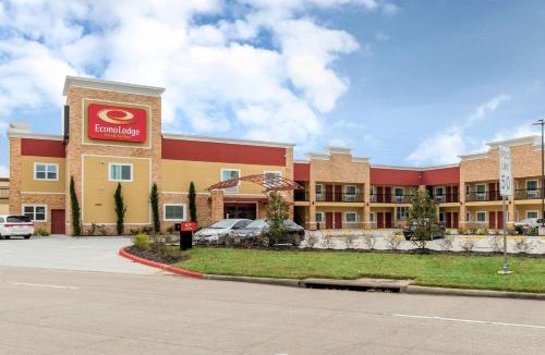 Barker Hotel | Econo Lodge Inn & Suites Houston Willowbrook