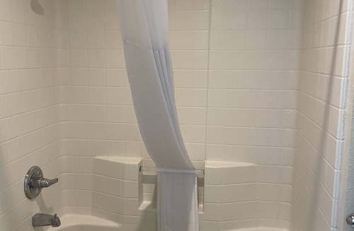 Sweetwater Hotel | Econo Lodge Inn & Suites Sweetwater I-20