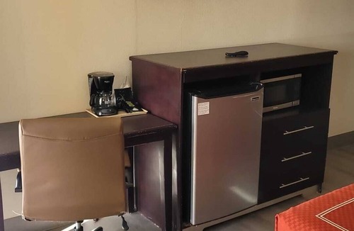East Las Vegas Hotel | Econo Lodge Las Vegas NM