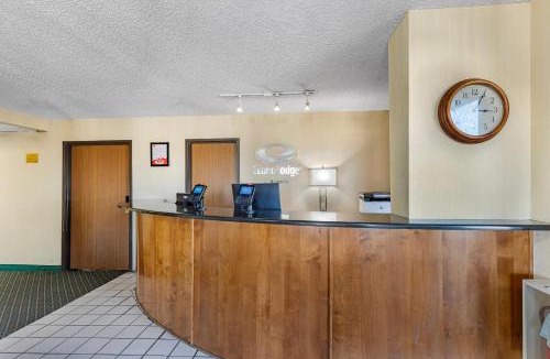 Del Camino Cabin | Econo Lodge Longmont East