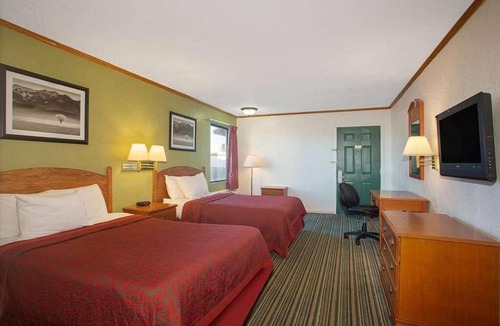 Wichita Hotel | Economy Hotel Wichita- Florence St