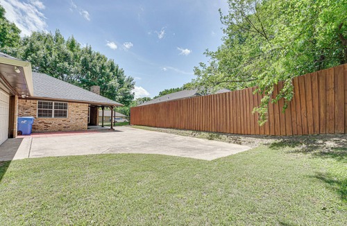 Rowlett House | Edgewater Retreat Rowlett/Rockwall. 4-Bedrm 2bathrm 2 garage